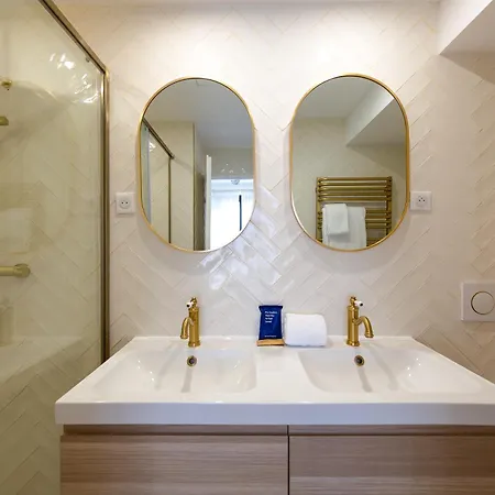 Apartment Le Marais - Iconic Penthouse With Balcony